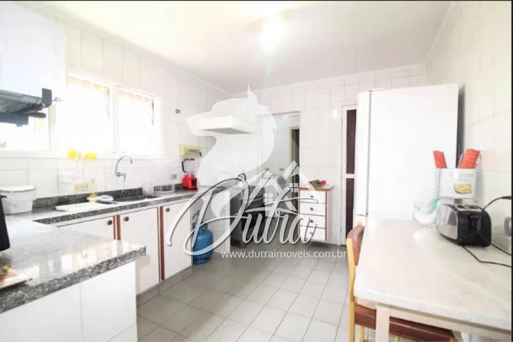 Padrão Cidade Jardim 296m² 03 Dormitórios 02 Suítes 3 Vagas