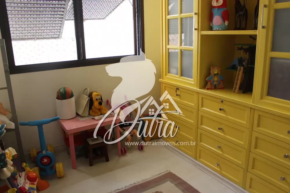 Nicole Pinheiros 155m² 03 Dormitórios 01 Suítes 2 Vagas