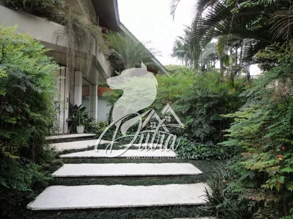 Padrão Jardim América 1365m² 05 Dormitórios 05 Suítes 6 Vagas