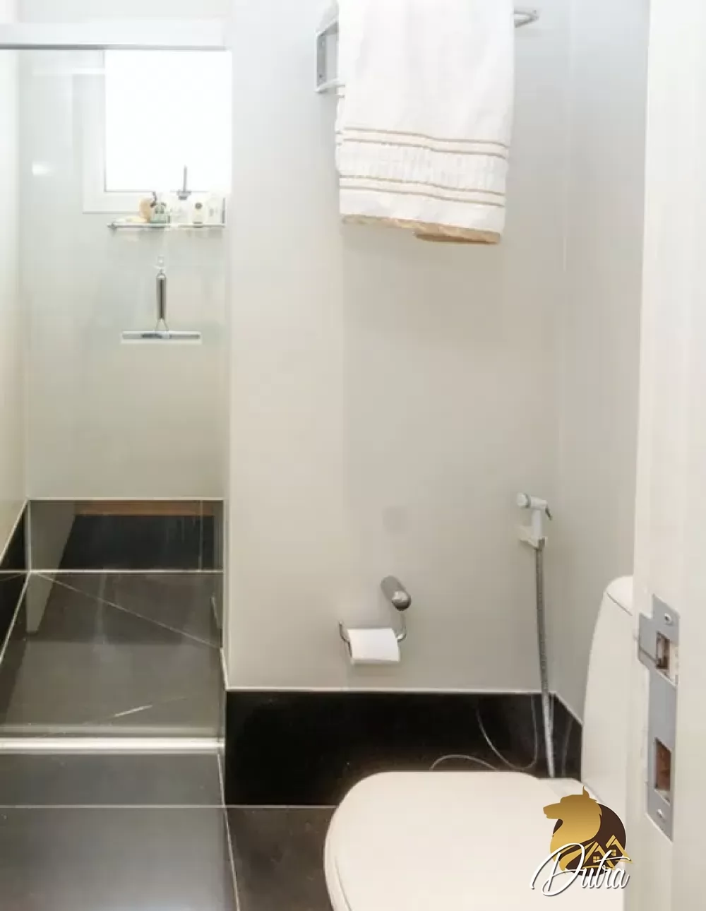 Edifício Henry Cerqueira César 325m² 03 Dormitórios 02 Suítes 2 Vagas