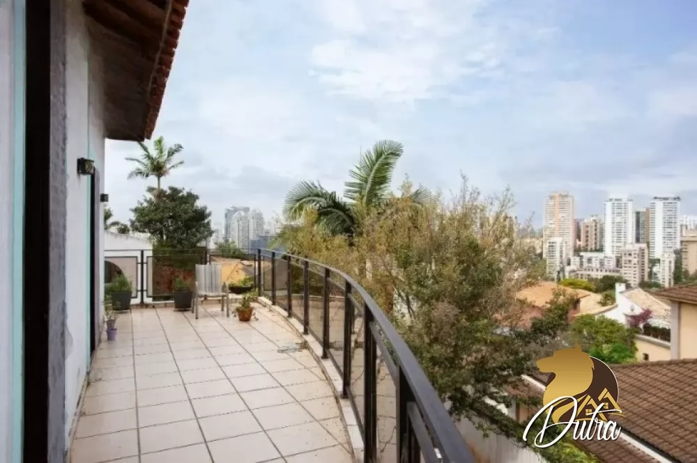 Padrão Jardim Panorama 394m² 05 Dormitórios 03 Suítes 6 Vagas
