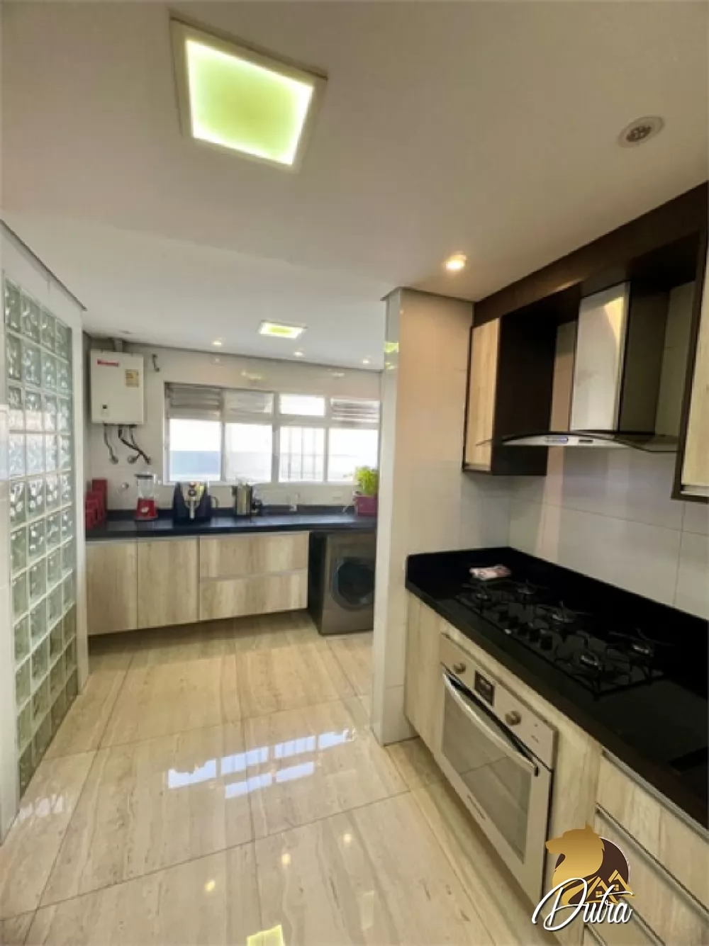 Edifício Berkeley Santana 134m² 04 Dormitórios 01 Suítes 2 Vagas