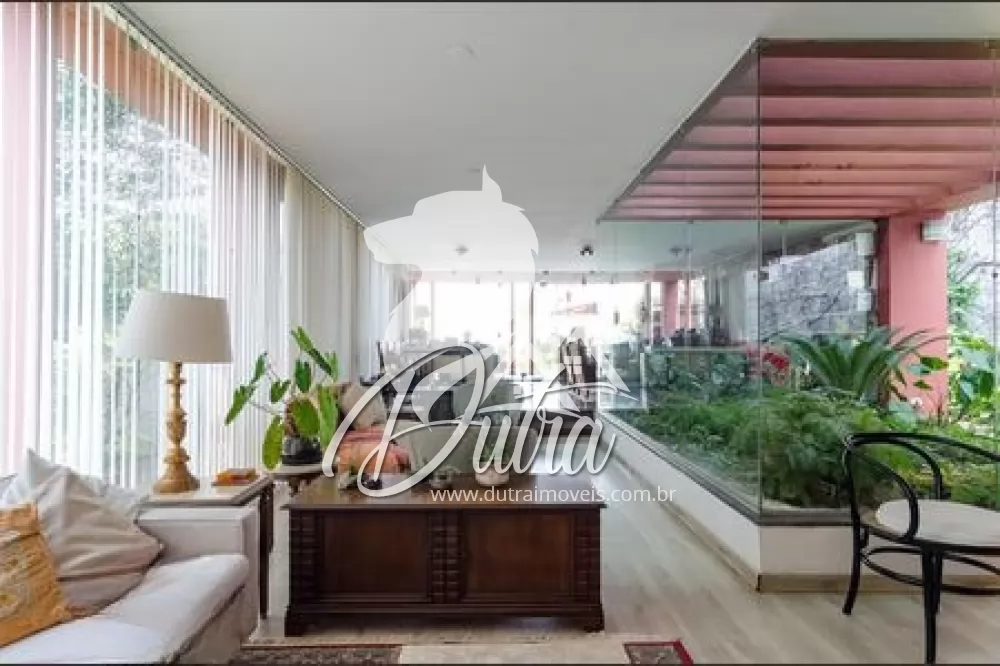 Padrão Planalto Paulista 400m² 05 Dormitórios 05 Suítes 4 Vagas
