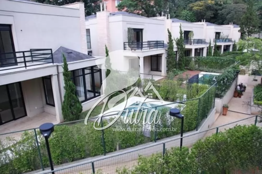 Casa de Condomínio Jardim Morumbi 435m² 04 Dormitórios 04 Suítes 3 Vagas