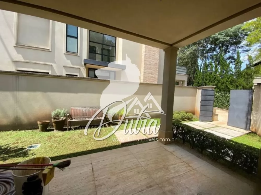 Casa de Condomínio Jardim Morumbi 435m² 04 Dormitórios 04 Suítes 3 Vagas