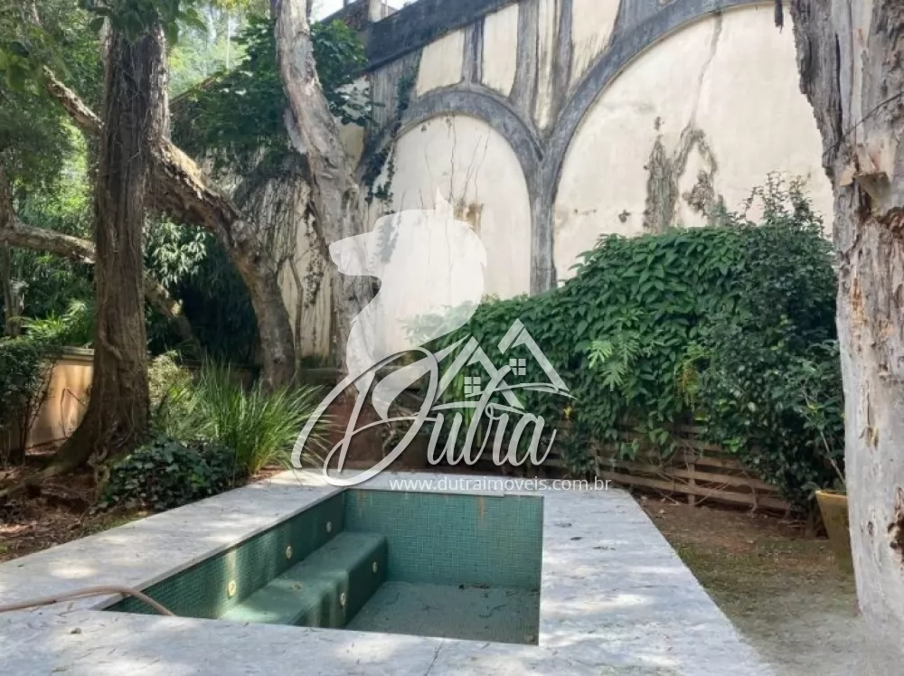 Casa de Condomínio Jardim Morumbi 435m² 04 Dormitórios 04 Suítes 3 Vagas