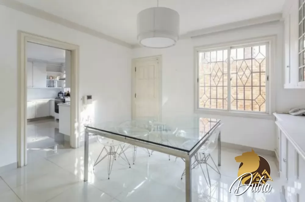 Padrão Jardim Europa 620m² 04 Dormitórios 04 Suítes 4 Vagas