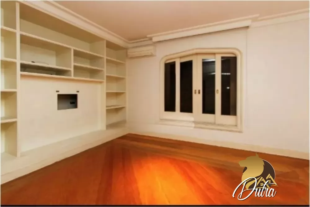 Padrão Jardim Europa 620m² 04 Dormitórios 04 Suítes 4 Vagas