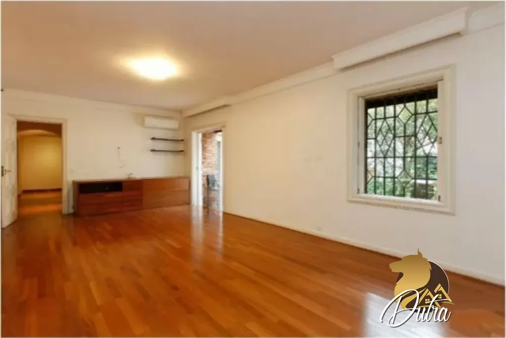 Padrão Jardim Europa 620m² 04 Dormitórios 04 Suítes 4 Vagas