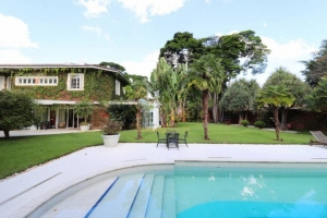 Padrão Santo Amaro 736m² 04 Dormitórios 04 Suítes 6 Vagas