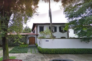 Padrão Jardim Paulista 560m² 04 Dormitórios 01 Suítes 10 Vagas