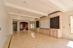 Taiuva Vila Gomes Cardim 340m² 04 Dormitórios 04 Suítes 5 Vagas