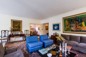 Padrão Jardim América 1062m² 03 Dormitórios 02 Suítes 4 Vagas