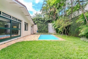 Padrão Alto de Pinheiros 230m² 04 Dormitórios 02 Suítes 4 Vagas