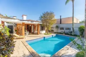 Padrão Jardim Marajoara 228m² 03 Dormitórios 02 Suítes 5 Vagas