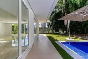 Porto Fino Brooklin 596m² 05 Dormitórios 04 Suítes 8 Vagas