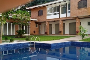 Casa de Vila Jardim Morumbi 695m² 05 Dormitórios 04 Suítes 10 Vagas