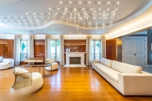 Padrão Jardim Europa 928m² 04 Dormitórios 04 Suítes 16 Vagas