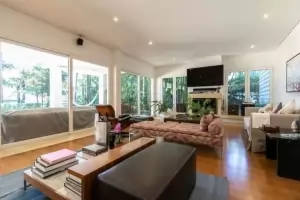 condominio vila verde Jardim Cordeiro 625m² 04 Dormitórios 04 Suítes 5 Vagas