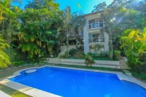 Padrão Santo Amaro 695m² 04 Dormitórios 04 Suítes 3 Vagas