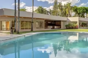 Casa de Condomínio Alto Da Boa Vista 867m² 04 Dormitórios 04 Suítes 8 Vagas