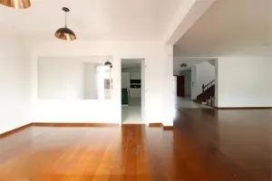 Casa na Vila Nova Conceição Vila Nova Conceição 482m² 05 Dormitórios 05 Suítes 10 Vagas