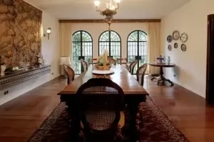 Padrão Jardim América 600m² 05 Dormitórios 01 Suítes 7 Vagas