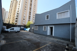 Prédio Inteiro Água Branca 560m² 01 Dormitórios 02 Suítes 30 Vagas