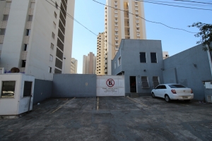 Prédio Inteiro Água Branca 560m² 01 Dormitórios 02 Suítes 30 Vagas