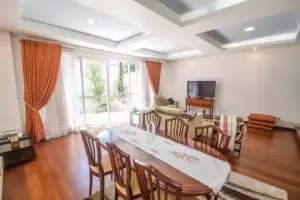 FLORES DO CAMPO Jardim luzitania 235m² 04 Dormitórios 02 Suítes 4 Vagas