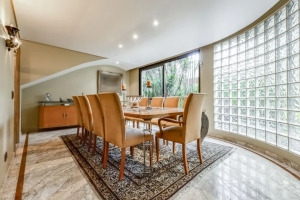 Padrão Jardim Europa 356m² 04 Dormitórios 03 Suítes 2 Vagas