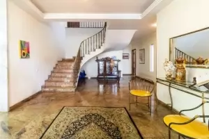 Padrão Jardim Paulista 650m² 04 Dormitórios 04 Suítes 5 Vagas