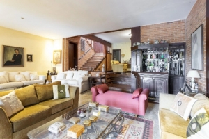 Padrão Cidade Jardim 250m² 04 Dormitórios 03 Suítes 3 Vagas