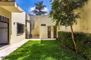 Padrão Indianópolis 193m² 04 Dormitórios 01 Suítes 3 Vagas