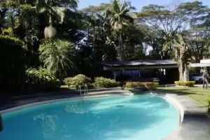 Padrão Jardim América 985m² 04 Dormitórios 04 Suítes 7 Vagas