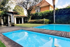 Padrão Jardim Paulista 562m² 04 Dormitórios 01 Suítes 6 Vagas