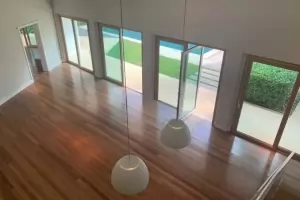 Casa no Jardim luzitânia Jardim Luzitânia 650m² 04 Dormitórios 02 Suítes 8 Vagas