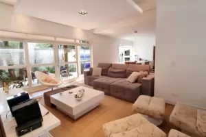 Casa de Condomínio Brooklin Paulista 266m² 04 Dormitórios 02 Suítes 3 Vagas