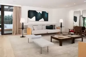 Padrão Jardim Europa 579m² 04 Dormitórios 04 Suítes 8 Vagas