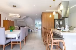Premiere Jardim Cordeiro 425m² 04 Dormitórios 04 Suítes 4 Vagas