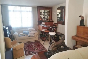 Padrão Jardim Paulista 350m² 05 Dormitórios 02 Suítes 8 Vagas