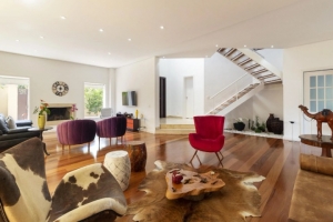 Padrão Cidade Jardim 642m² 04 Dormitórios 04 Suítes 8 Vagas