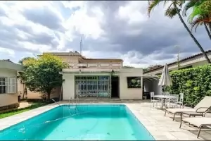 Padrão Alto de Pinheiros 377m² 04 Dormitórios 02 Suítes 4 Vagas