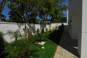 Casa em Condomínio Fechado Jardim Cordeiro 605 m² 4 Suítes 6 Vagas