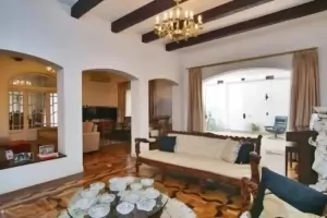 Padrão Jardim Paulista 800m² 04 Dormitórios 03 Suítes 10 Vagas