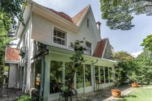 Padrão Jardim América 370m² 04 Dormitórios 03 Suítes 4 Vagas