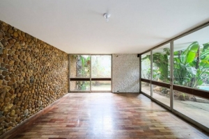 Padrão Jardim América 800m² 04 Dormitórios 02 Suítes 7 Vagas