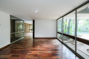 Padrão Jardim América 800m² 04 Dormitórios 02 Suítes 7 Vagas