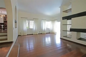 Casa Jardim marajoara Jardim Marajoara 450m² 03 Dormitórios 03 Suítes 6 Vagas