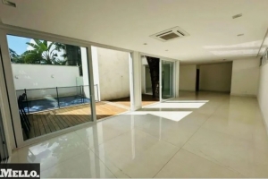 Casa de Condomínio Brooklin 360m² 04 Dormitórios 04 Suítes 4 Vagas